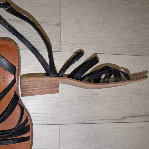 Lucky Brand Firola Black Leather Sandals Shoes  Womens Size 9.5 - Picture 2 of 3